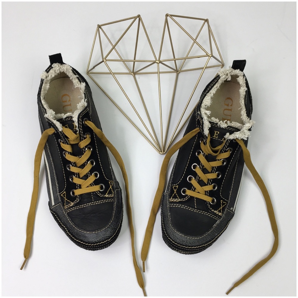 Guess Leather & Suede Sneaker